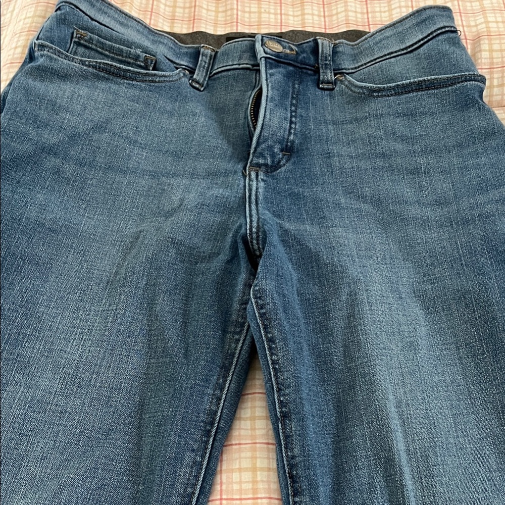 Lee Women's Straight Leg Jeans in Medium Blue Wash